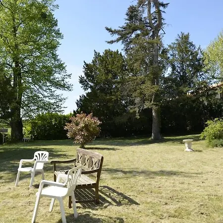 Holiday home La Maison Des Coteaux *